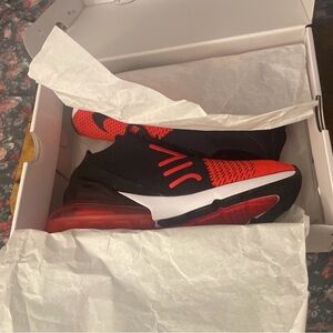 Nike AIRMAX 270 flyknit